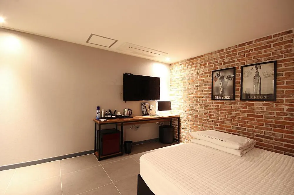 Hey Day Hotel Pusan